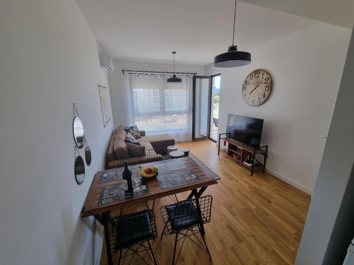 Appartamento Apartman Javi Bar Esterno foto