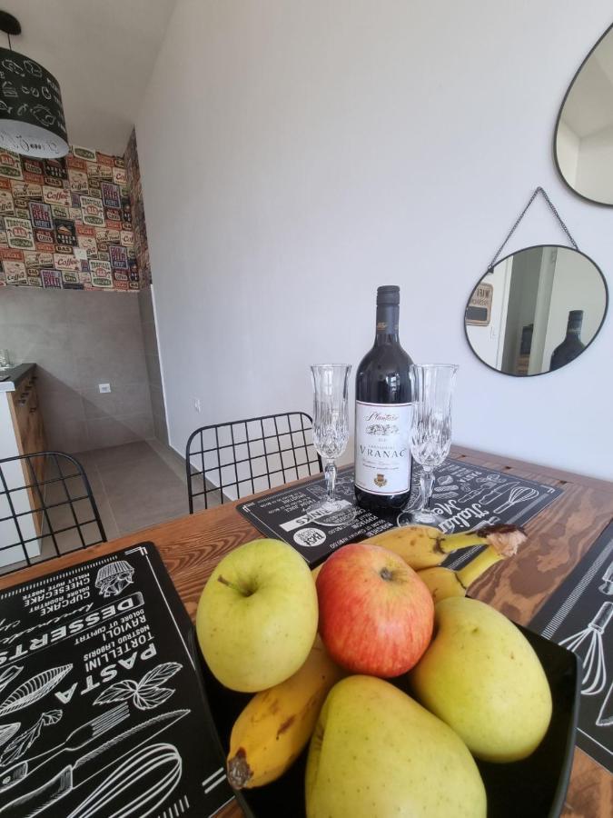 Appartamento Apartman Javi Bar Esterno foto