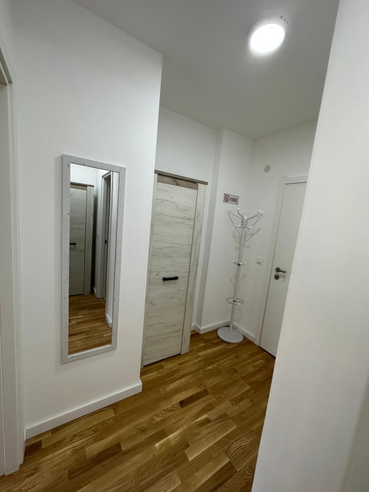 Appartamento Apartman Javi Bar Esterno foto