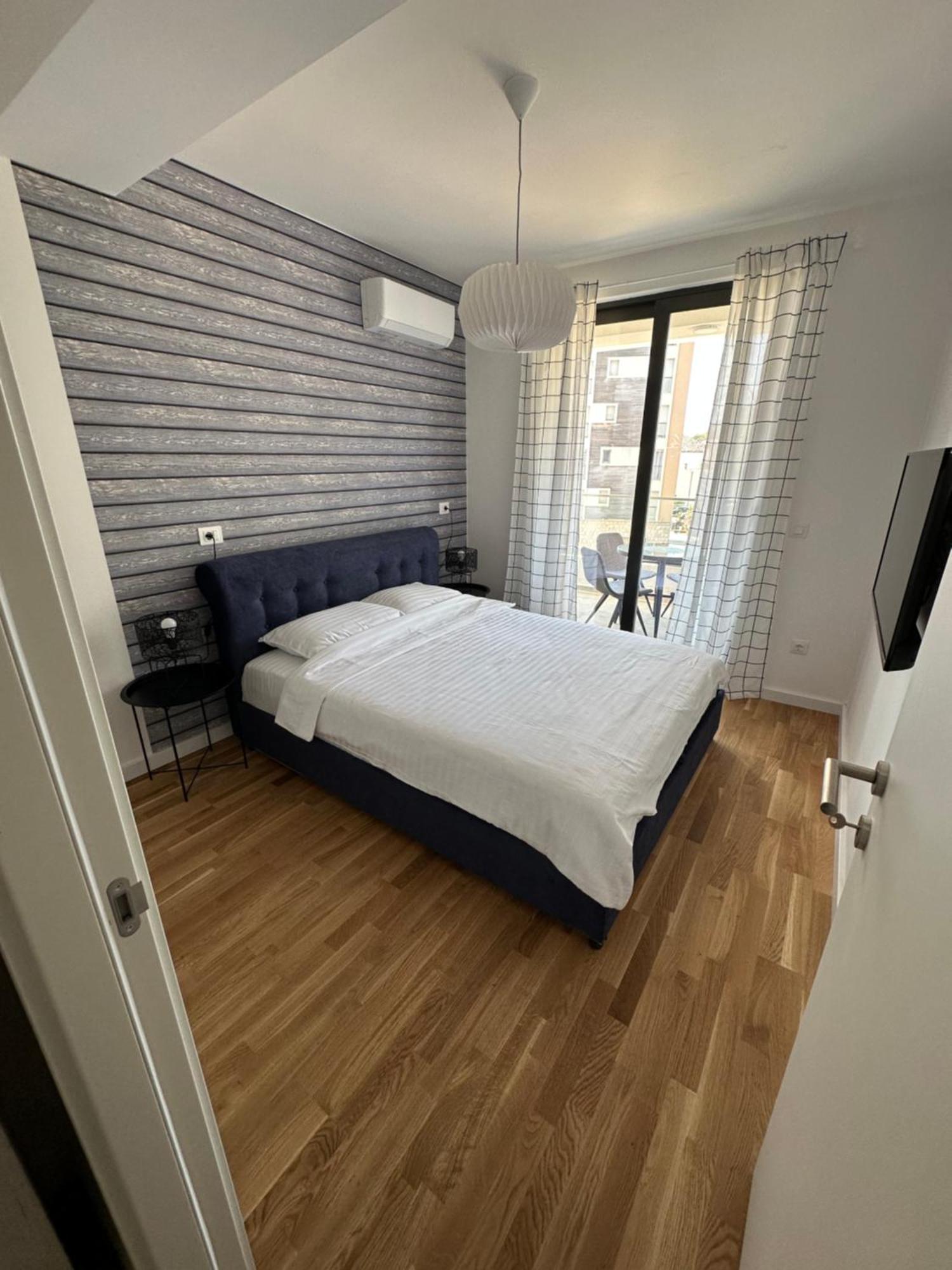 Appartamento Apartman Javi Bar Esterno foto